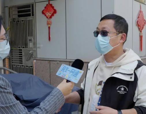 上海，七旬老伯一口咬定楼下孙先生家藏了超声波、微波设备，对他进行“脑控”，甚至对