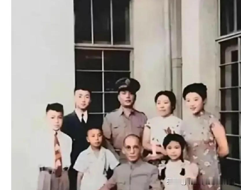 被誉为云南一号美人，龙云夫人顾映秋有着怎样的传奇人生？