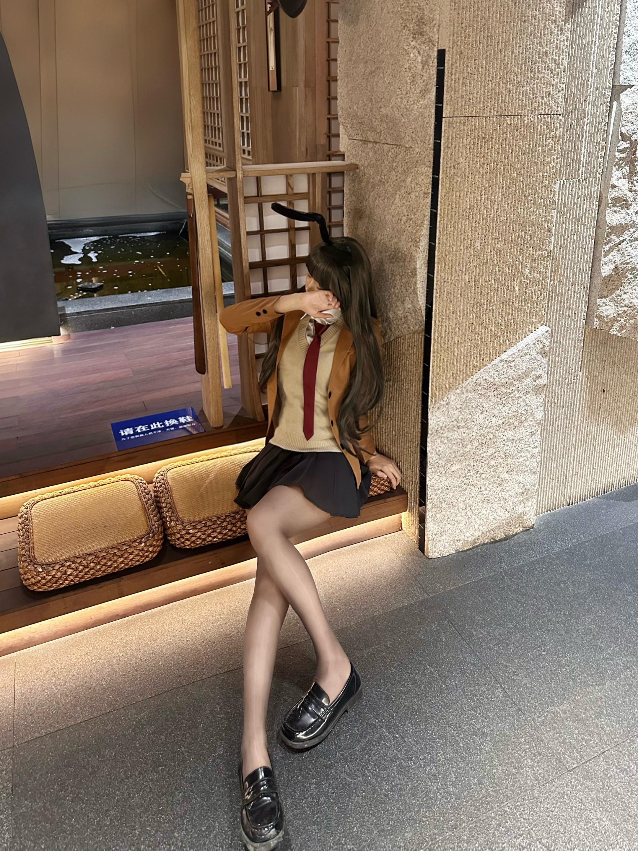 我前世本是第一杀手，一次意外让我重生在一个懦弱无能的皇子身上，狠心继母...