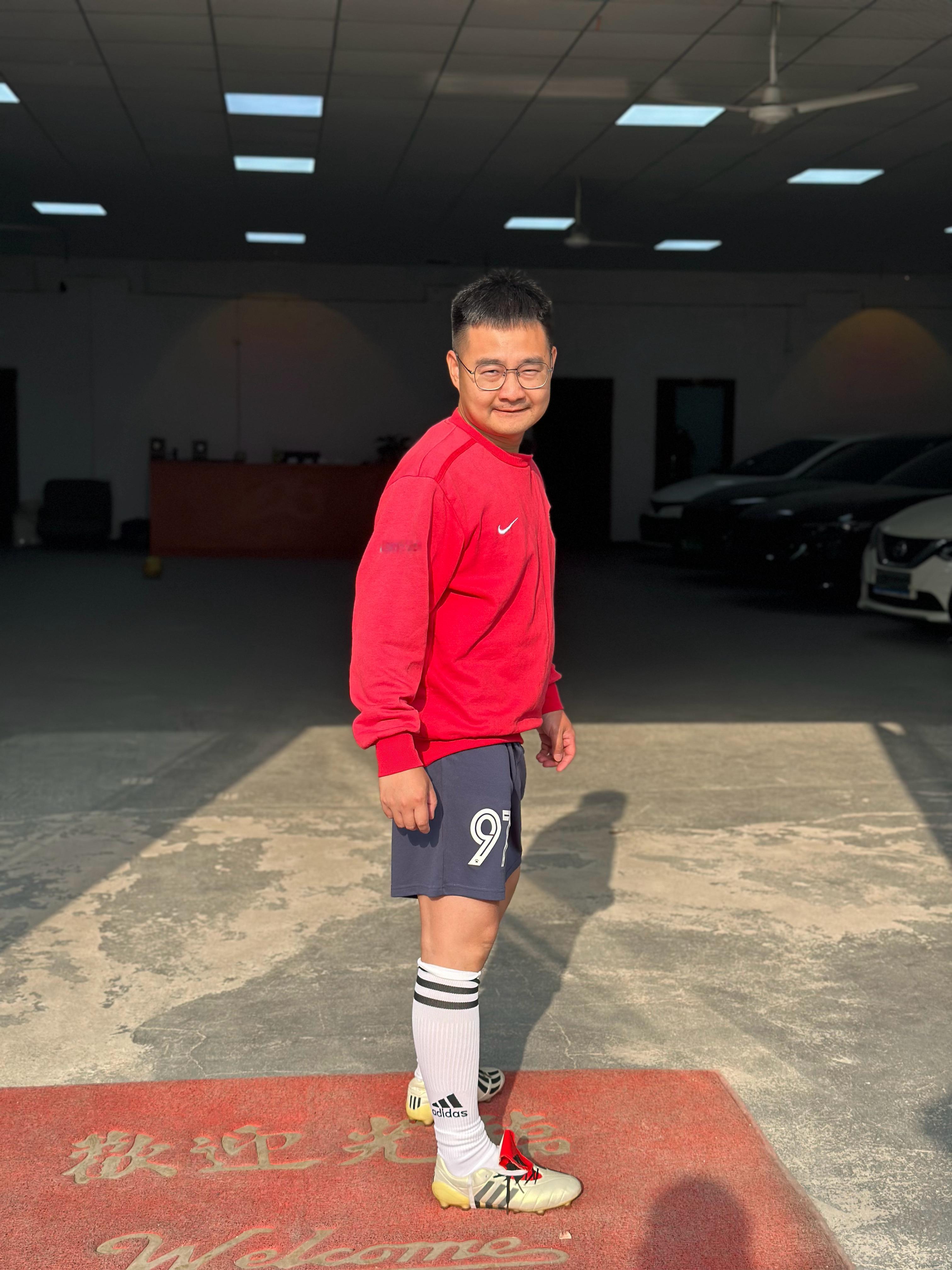 U23国足vs日本我今日都踢球啦！ 