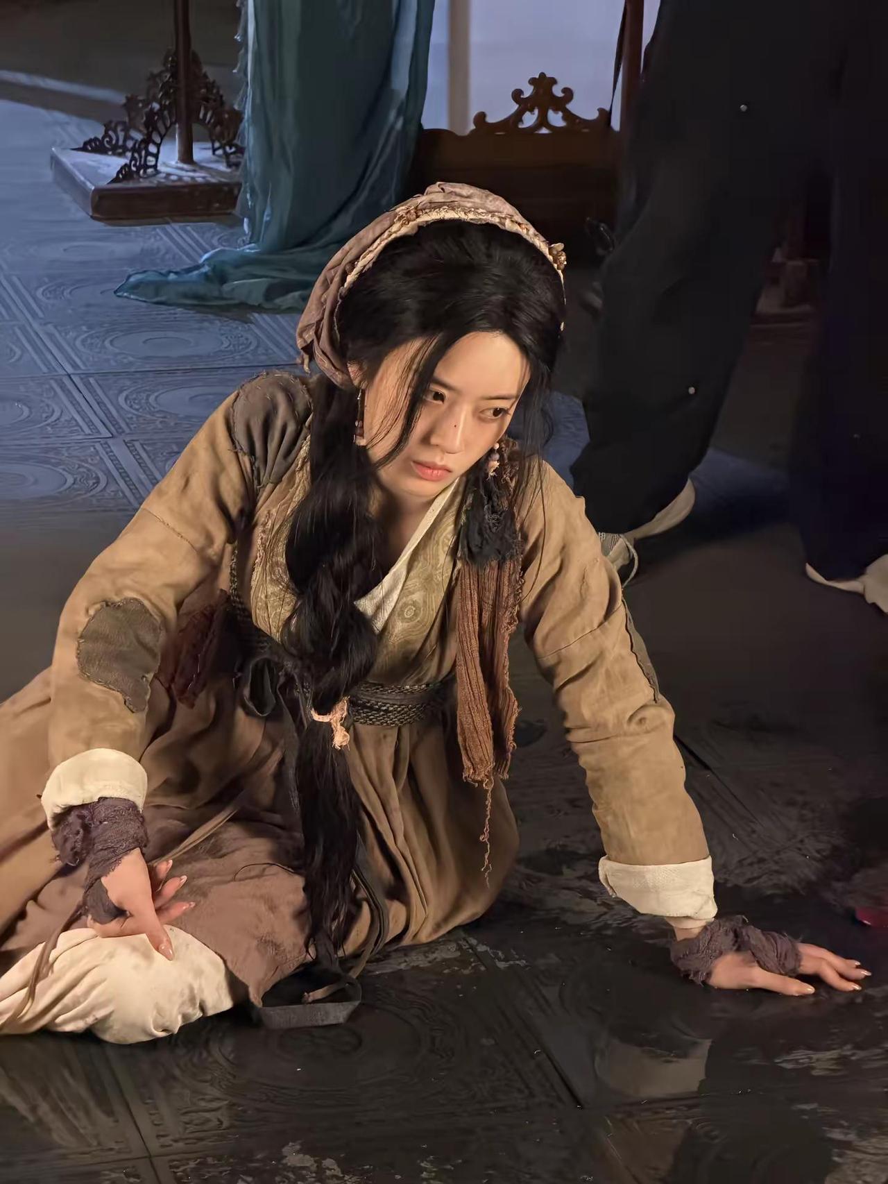 “我对你何止半分真心” 娘娘出身贱奴上位手段很毒 六金yE