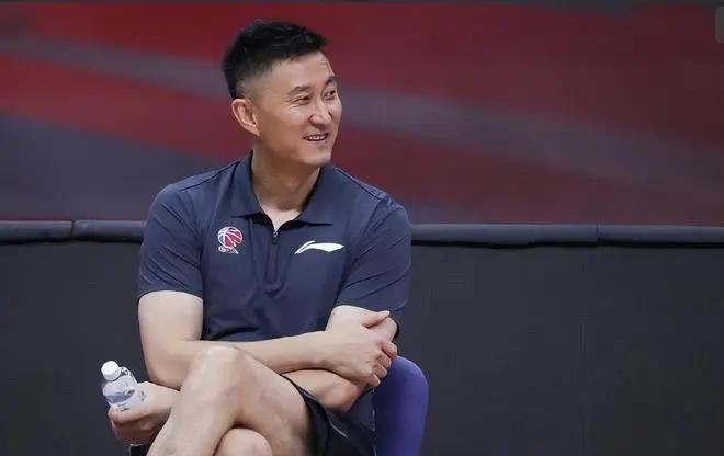张昊表现令人惊喜，大汉真的撑起广东内线，徐杰今天依旧稳定而且今天多次被一打一也不