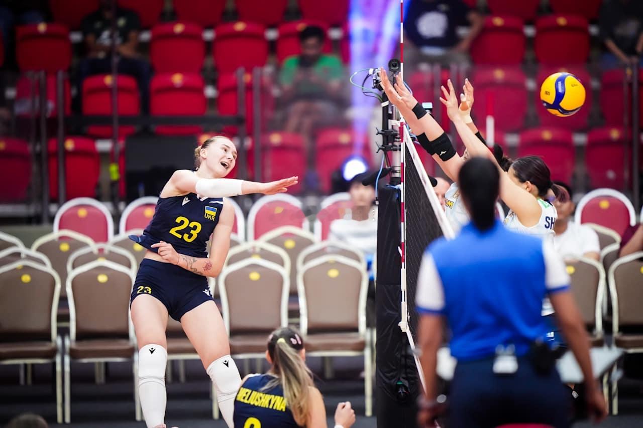 日本女排0-2乌克兰女排第二局技术统计总得分：20-25进攻：13-15拦网：0