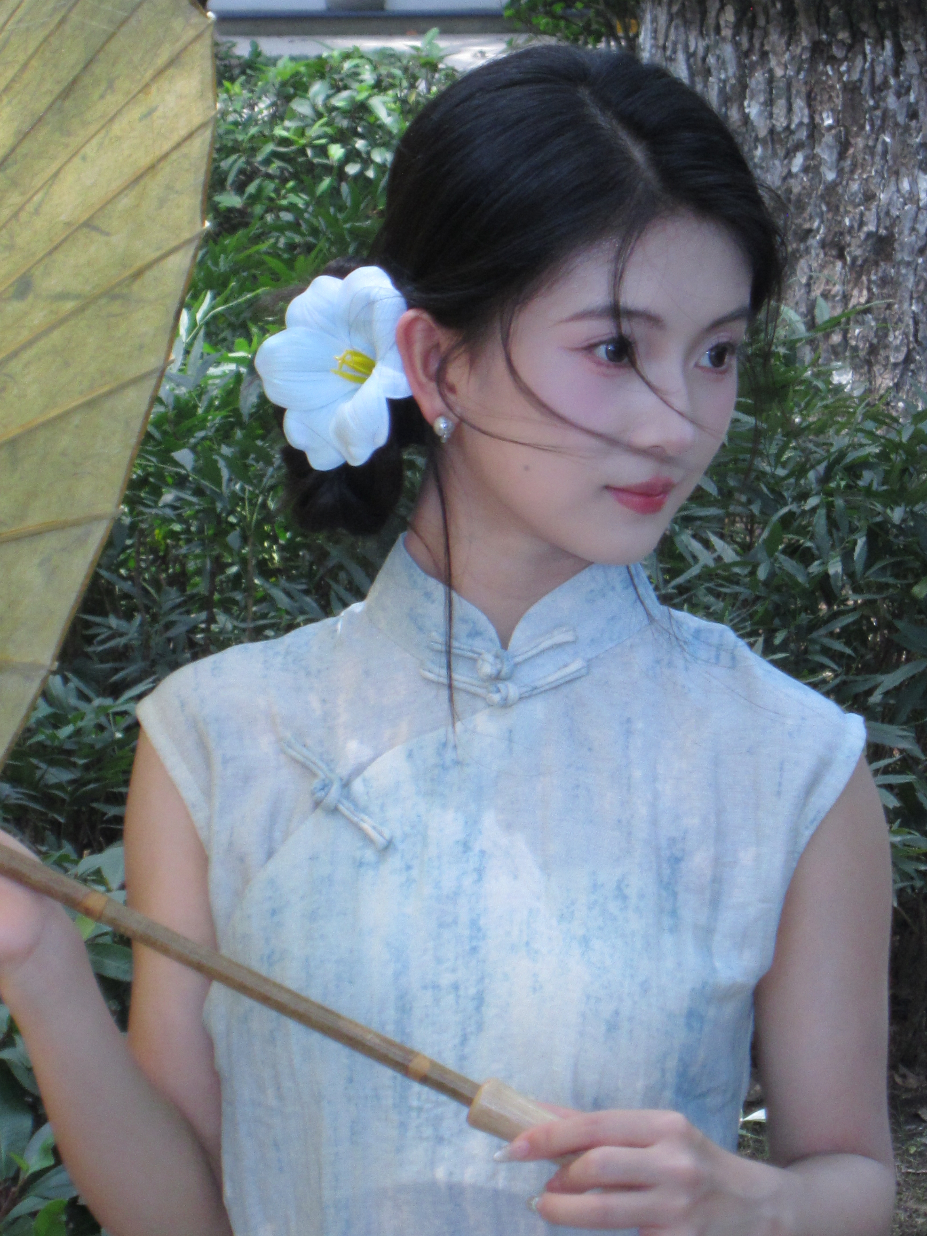 一袭旗袍染芳华、 ​​​