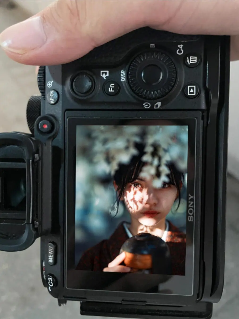 逼自己背完，你的索尼zve10就牛了！