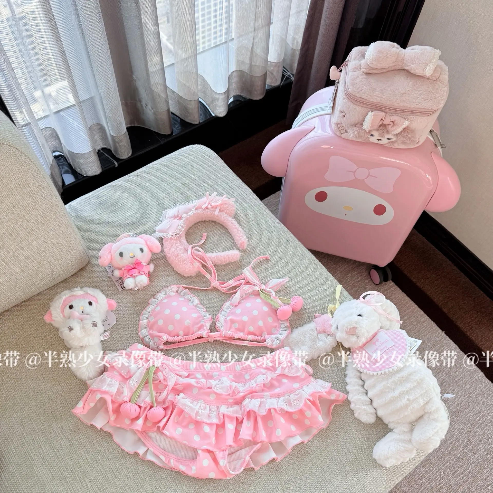 闺蜜 粉樱桃泳衣喜欢吗๑' ꇴ '๑。