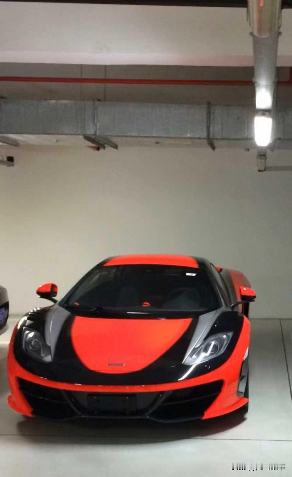 中国大陆仅此一辆的限量版迈凯伦MP4-12C HS[微笑]车主你认识吗？迈凯伦 