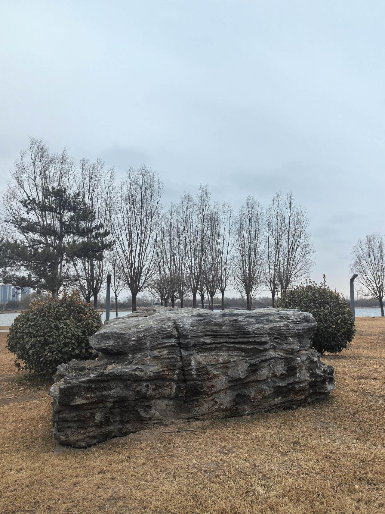 数不清的昨天，悄然而过。美好的今天，微笑而来，愿每一个清晨，如同红日初升般带来满