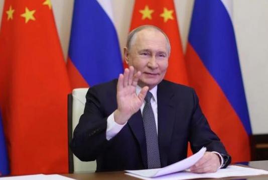 中国为何迟迟不解决台湾问题？普京一针见血点破真相：不是不敢打而是根本不用打！看看