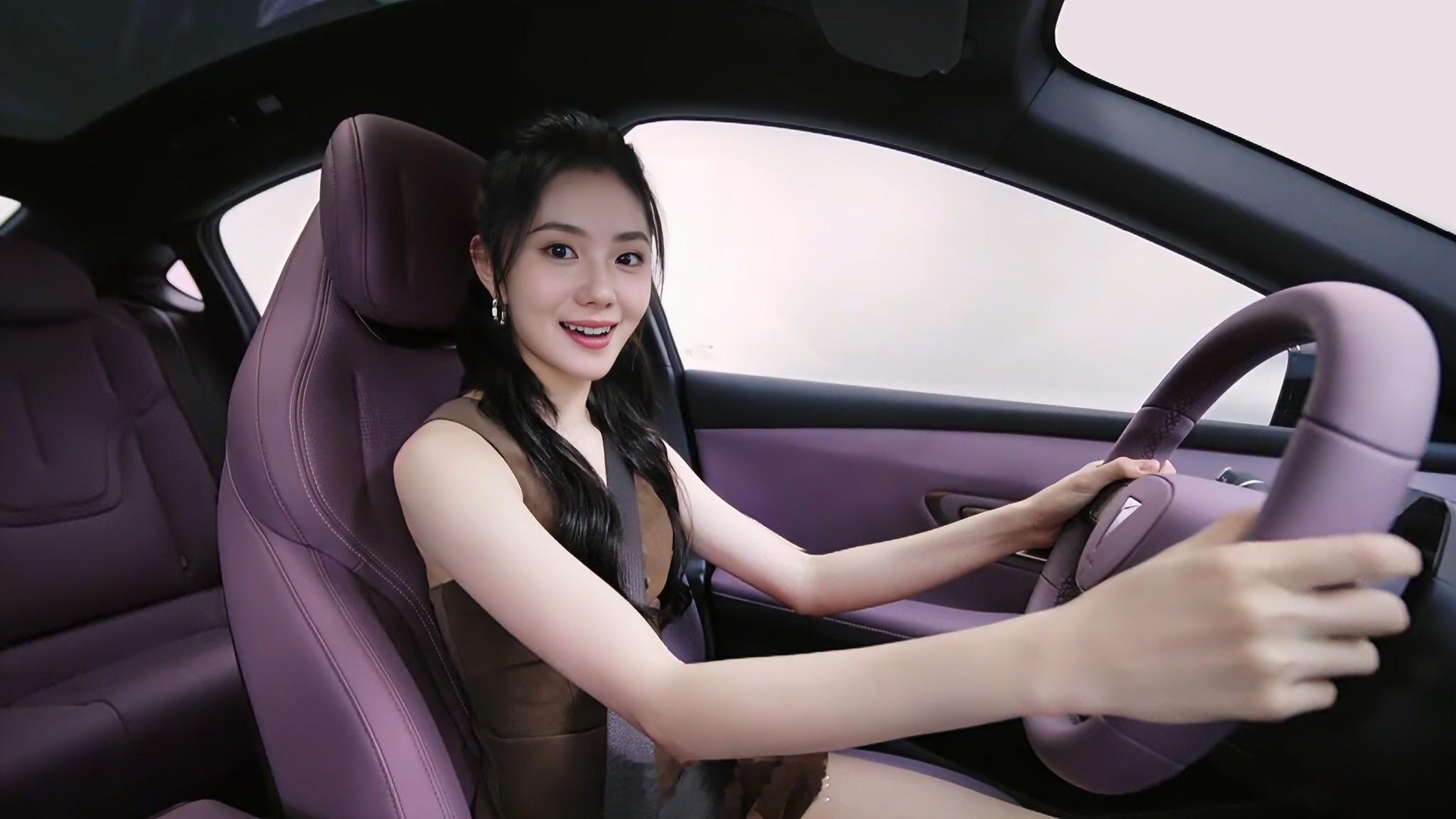 发几张刘浩存跟深蓝L06的物料没问题吧 ​​​