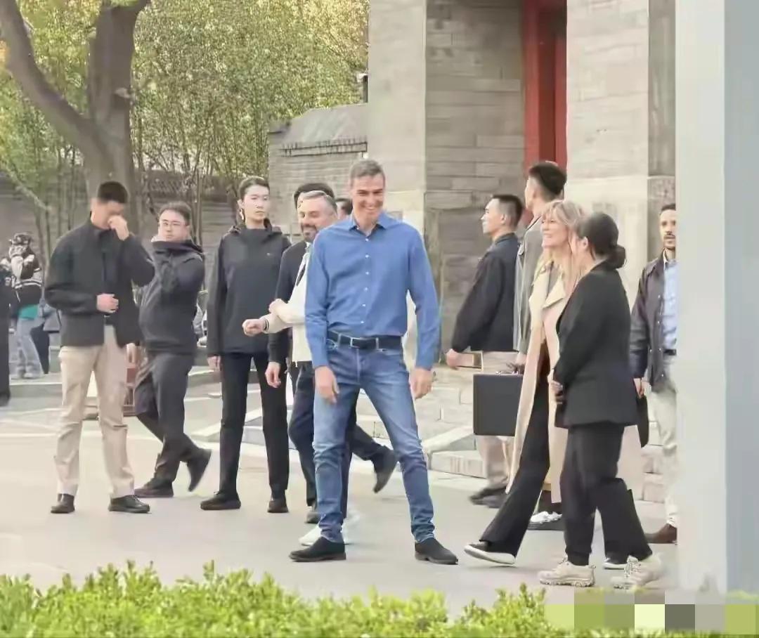 夫人太美！另人很帅！