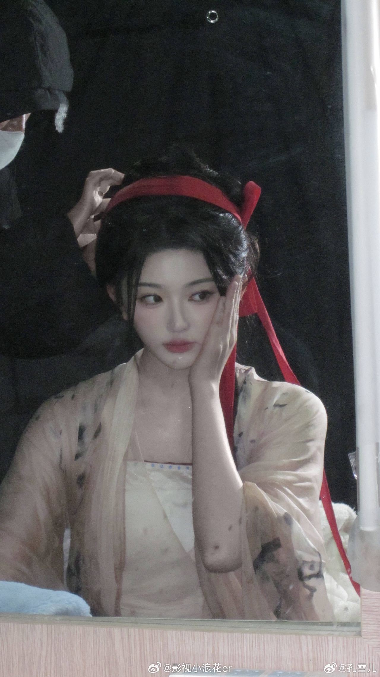 孔雪儿自曝拍戏有分离焦虑 孔雪儿在采访中直面拍戏后的情绪问题，被问及杀青感受时，