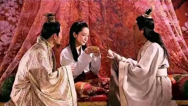 唐朝近三百年，公主数以百计，可论权势，没有一个比得上她。她是女皇武则天最宠爱的小