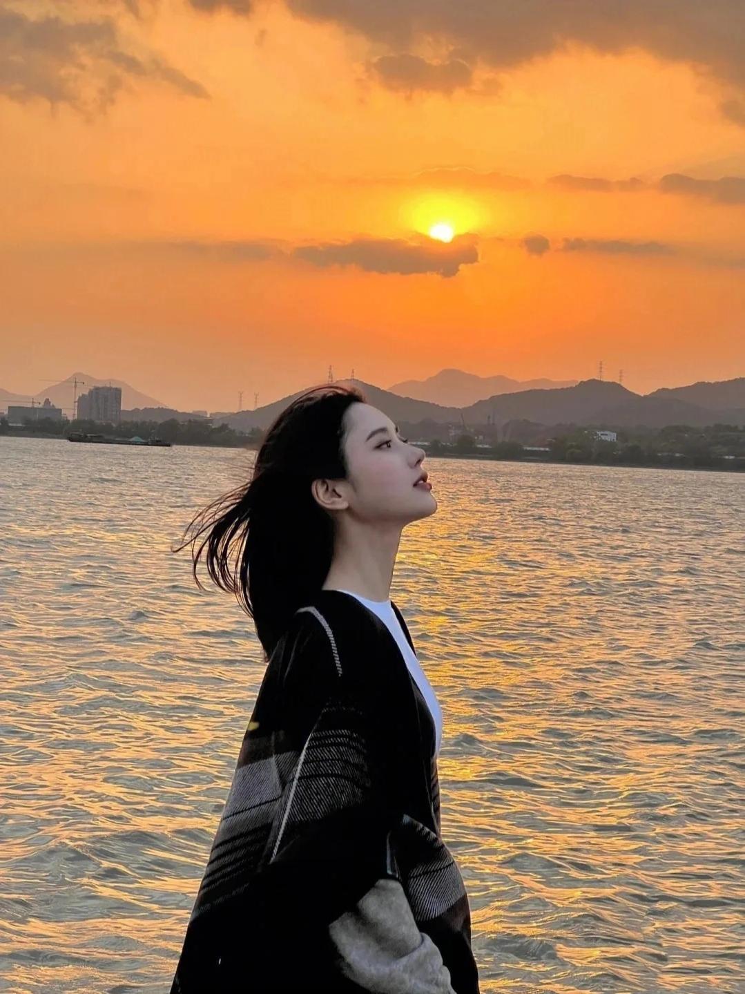 真心与诚信，是人间最珍贵的底色
 
人海浮沉，一辈子能遇见几个肯真心对你的人？他