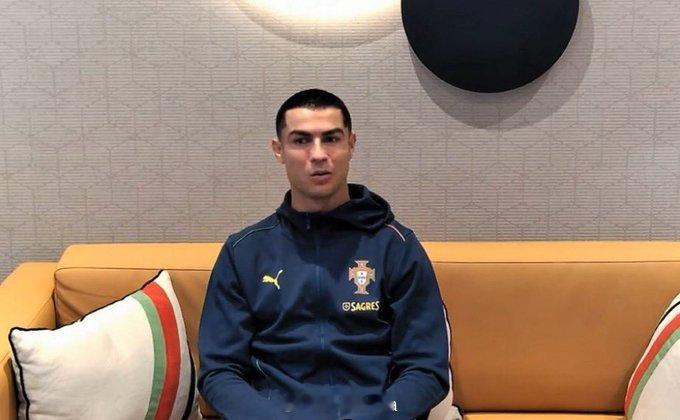 🚨C罗：“我很快就要退役了……过去25年里，我为足球倾尽所有。”“可能还有一两