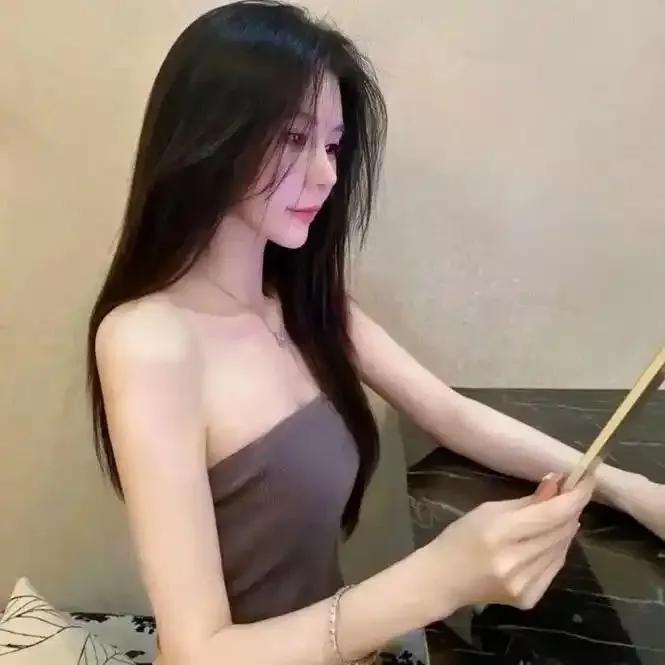 优雅女神的日常妆容，轻松搞定！