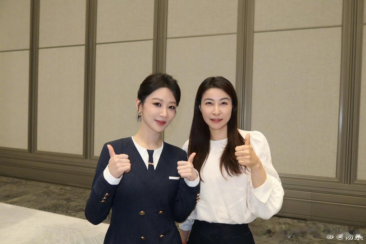 杨紫晒出郭晶晶合影，两位女神为环保站台，画面太圈好感

6月5日世界环境日当天，