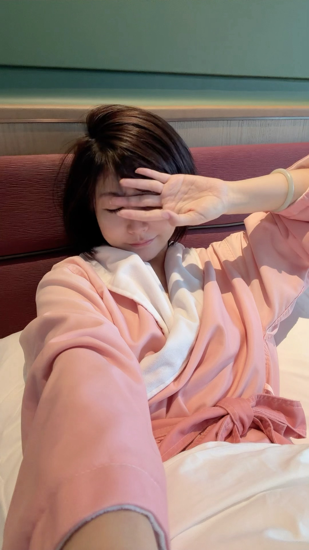 今天和小姐妹开启成都纯玩儿之旅～！[awsl]由于太过放松从起床 到出门 竟然花