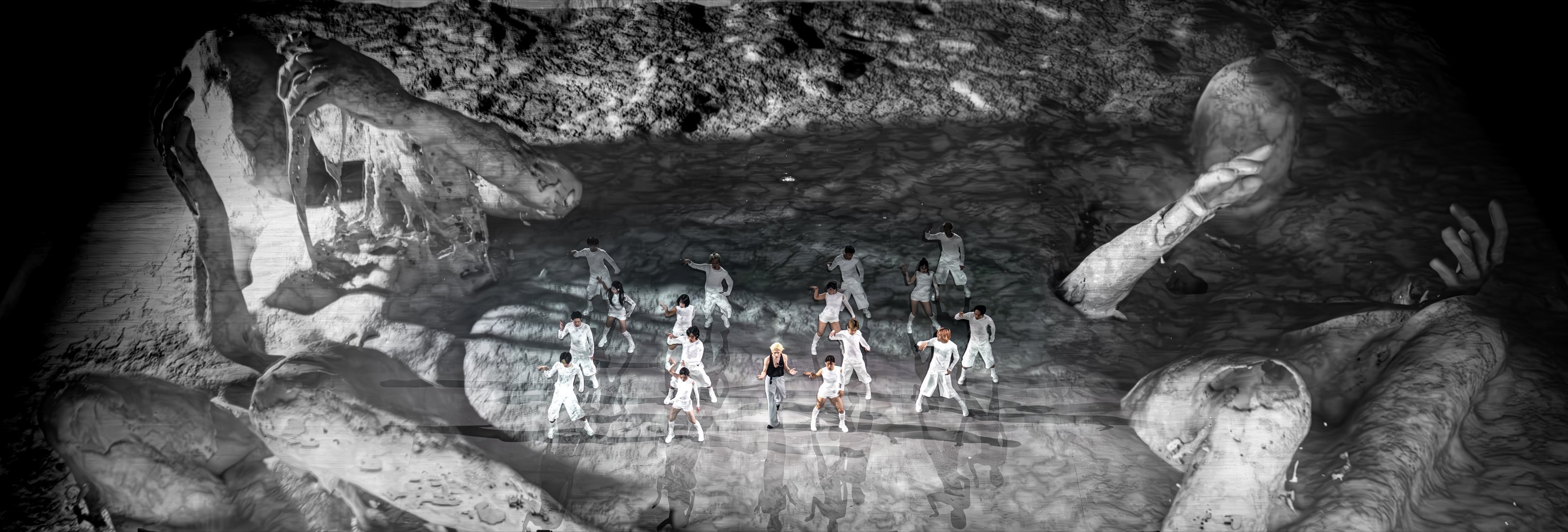  周震南演唱会像奥运会开幕式  舞台设计打破边界，质感顶级氛围炸裂，说它是内娱演