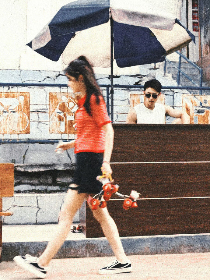 黄景瑜徐若晗二搭森系CP 太配了！黄景瑜徐若晗森系CP的二搭，每一帧都值得反复回