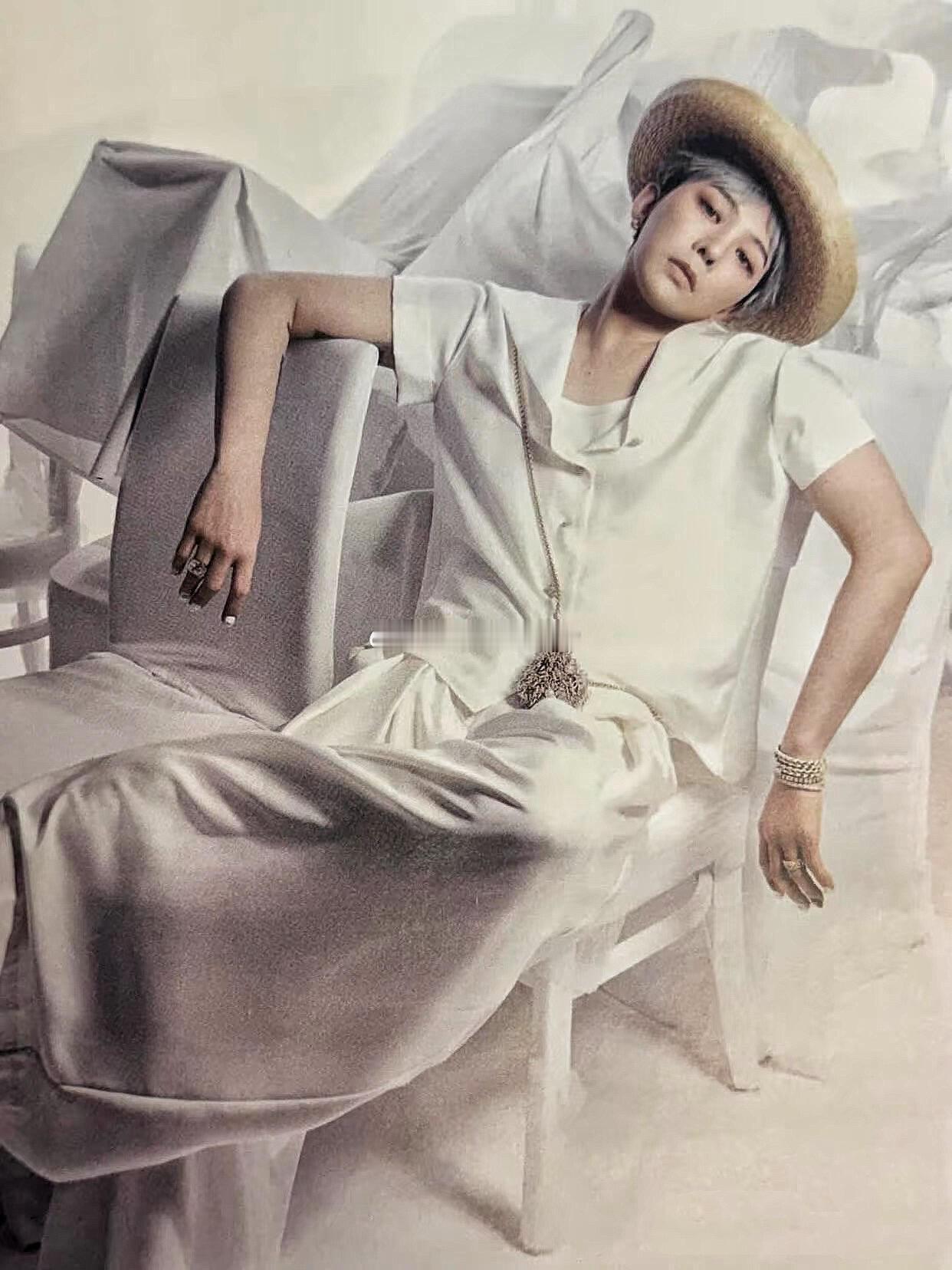 好喜欢[捂嘴哭][捂嘴哭]这身段绝了好吗？[流鼻血][流鼻血] ​​​