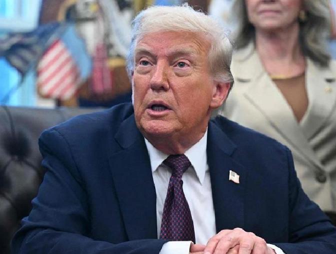 快讯！快讯！。
 
北约军事委员会主席、意大利海军上将朱塞佩·卡沃·德拉戈内公开