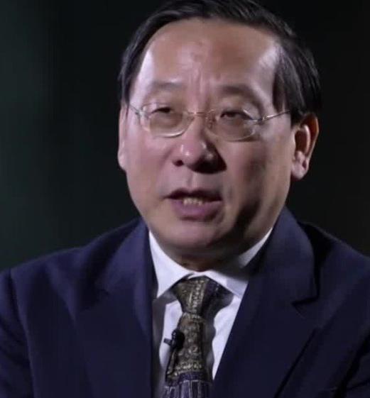俄方咬定：天然气管道必须经蒙古进中国。中方未松口。高志凯在访谈中不按套路出牌，来