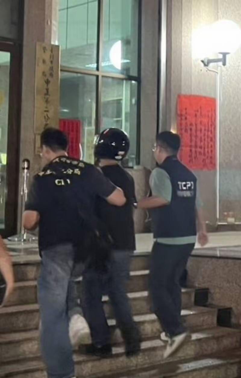 心寒！远嫁台湾十余年，陆配出门遭枪击，嫌疑人竟是丈夫雇凶！
        9月
