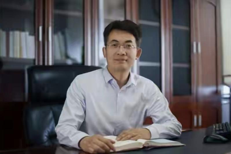 从高校人事争议看用人机制与管理制度的完善刚需
 
近期高校师德师风争议事件，引发