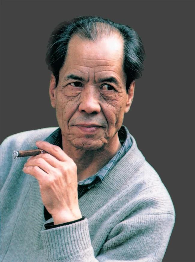 陈忠实：一生扎根白鹿原，一部史诗写尽关中百年沧桑
 
陈忠实（1942年8月3日