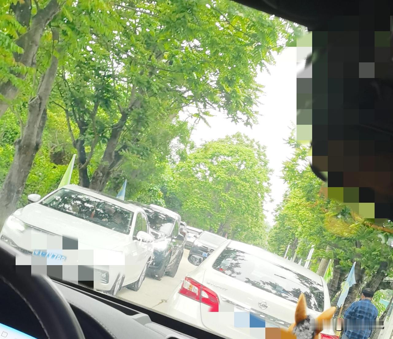 知道买车最在意的是什么？肯定是安全嘛，千万别被花哨配置忽悠了，安全才是车的根本！