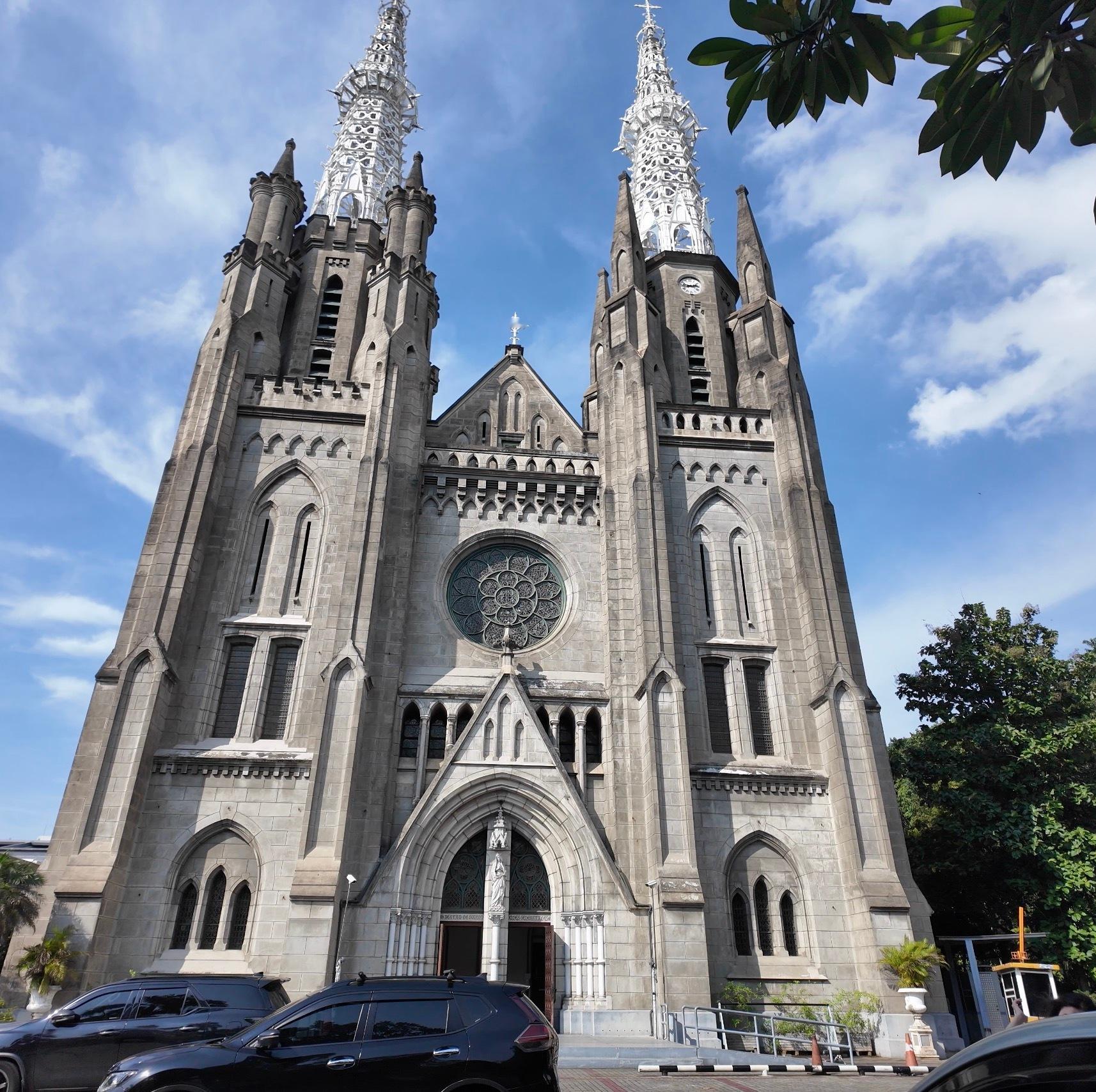 断更一周，咋感觉写的视频脚本怎么都不对头[困]汽场全开电车出海新能源大牛说 ​​
