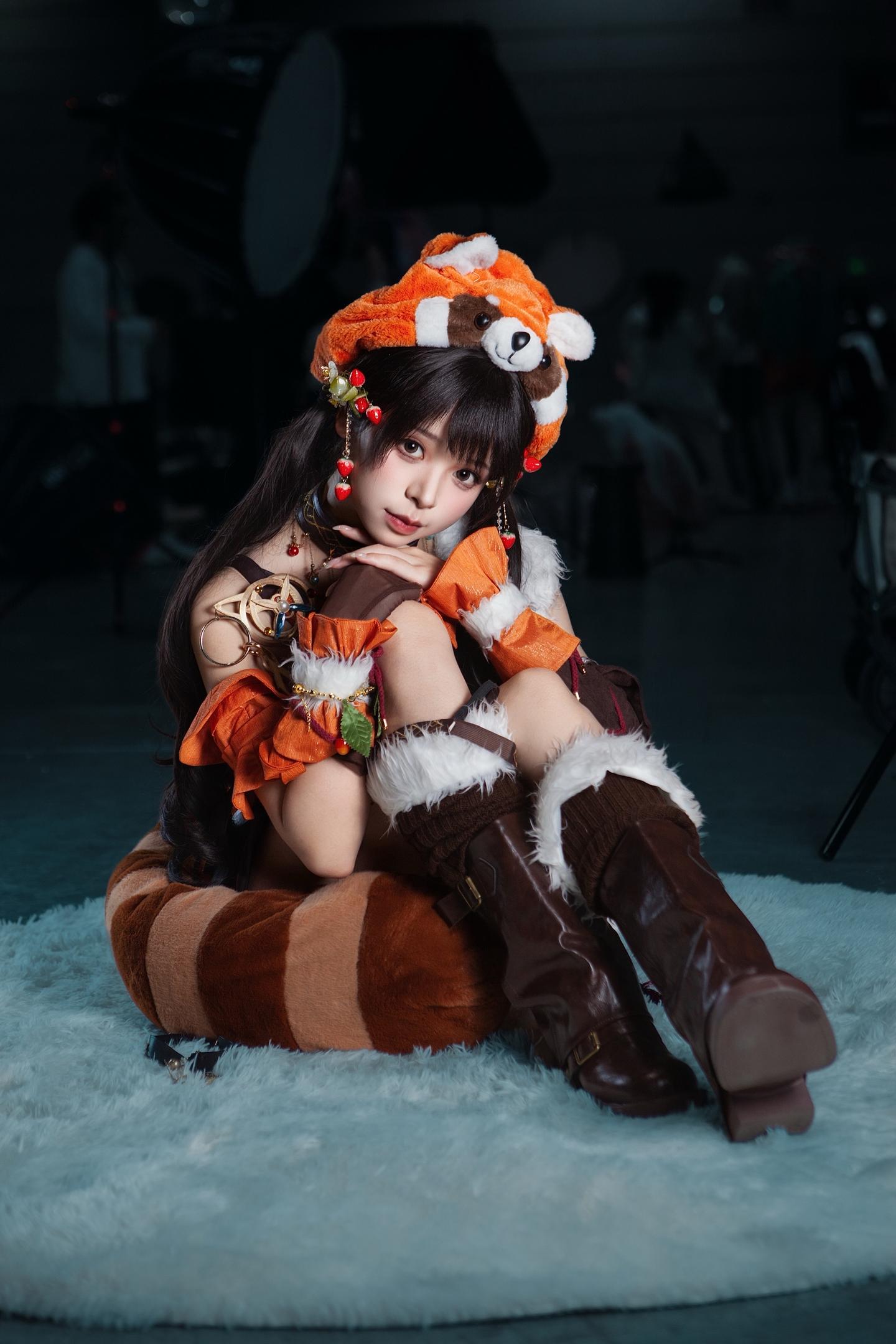 毛茸茸小熊猫，软萌治愈系。