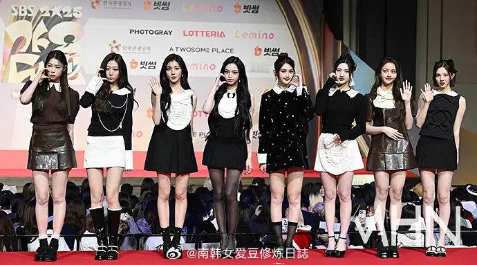 Hearts2Hearts今日红毯造型📸 SBS直播SBS红毯