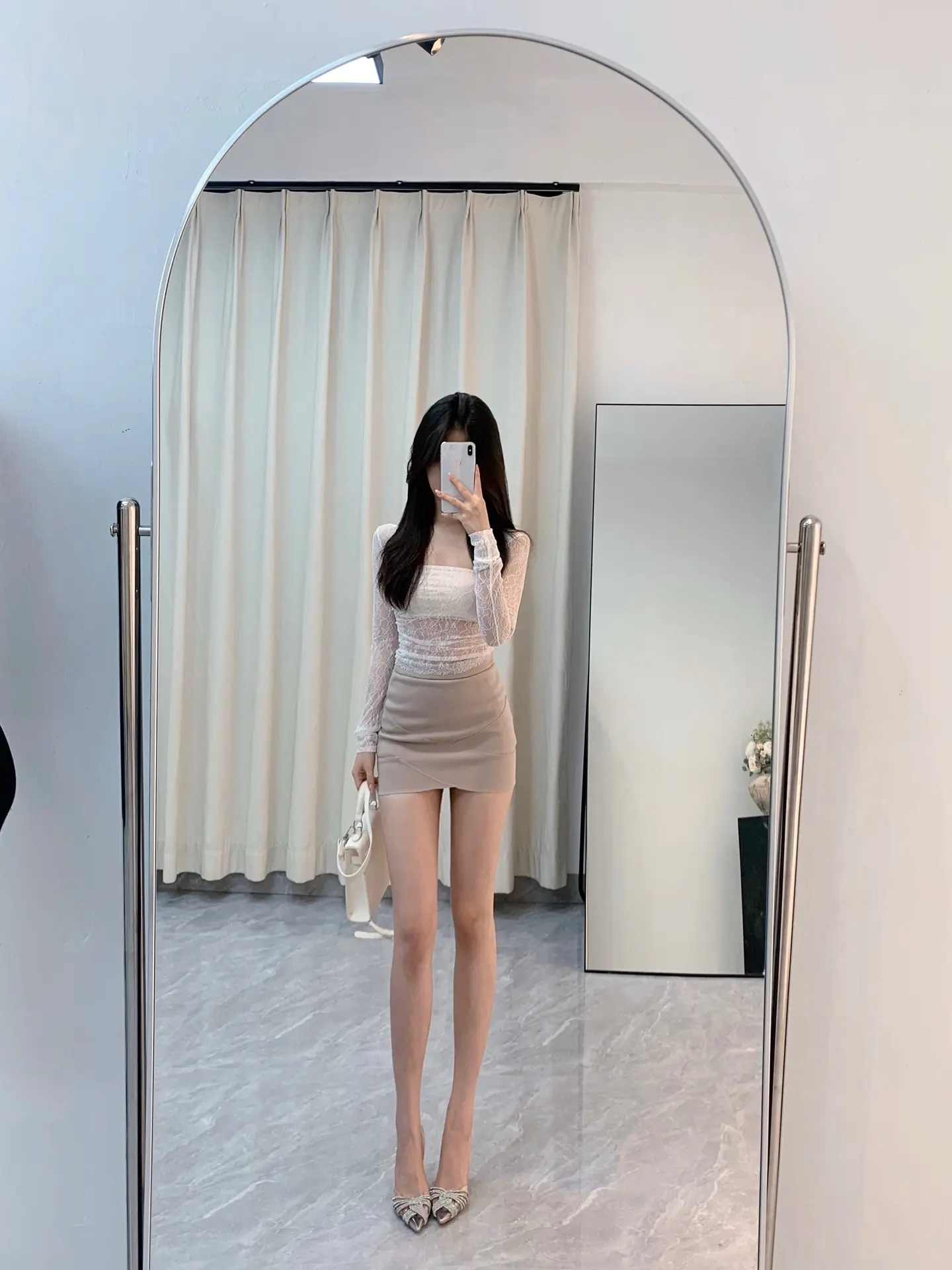 没必要很美 会穿就行。