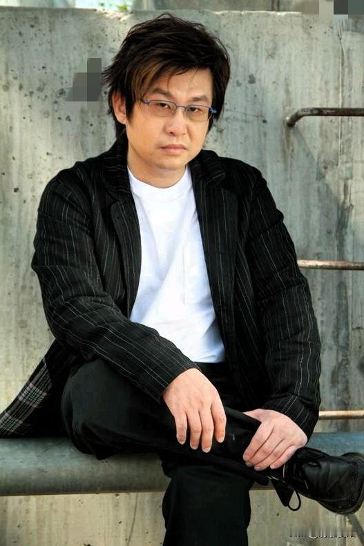 郑智化为何“来气”？
实际上，郑智化作为一个残疾人，一个台湾同胞，一个励志型歌手