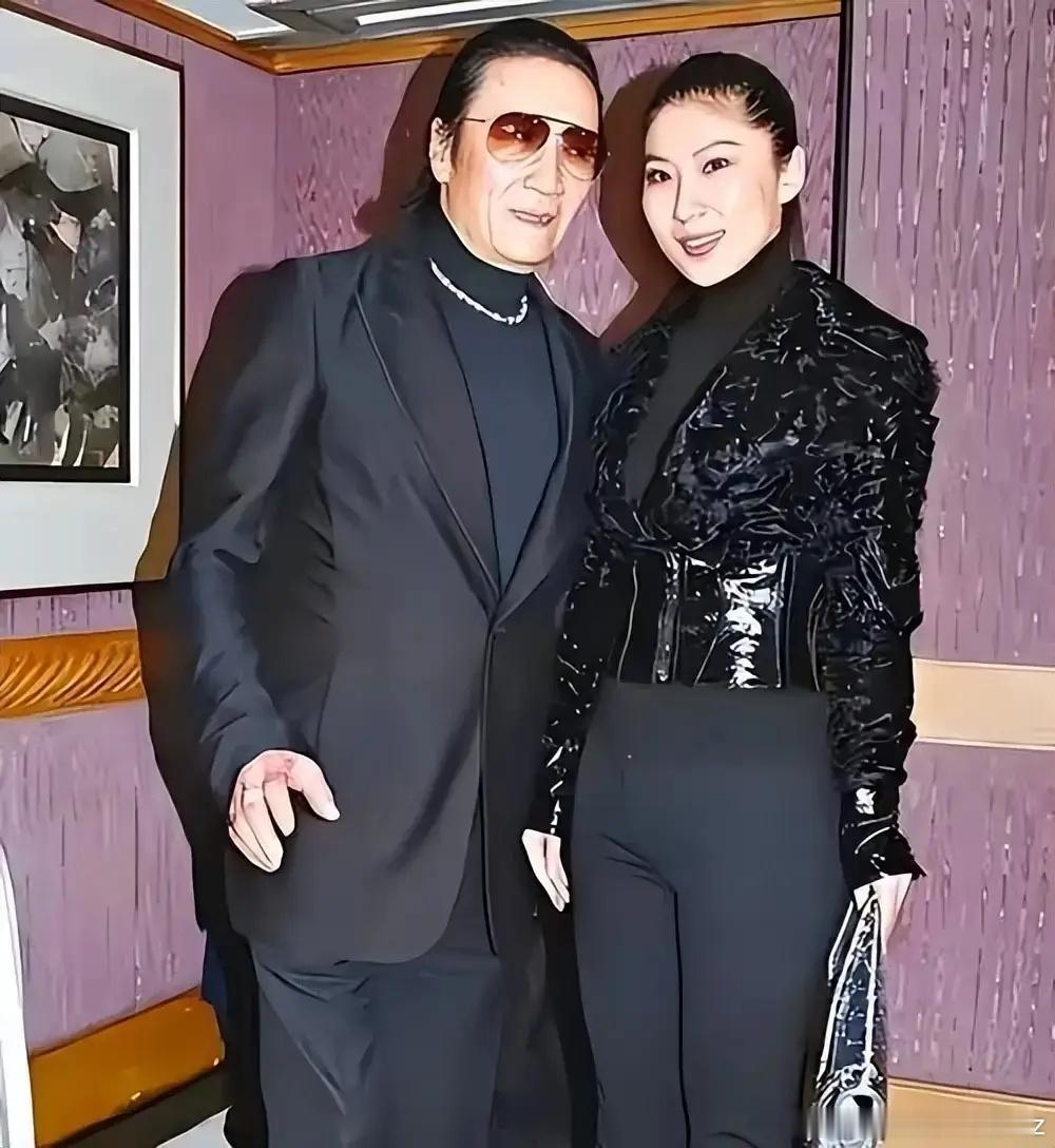谢贤前女友Coco直播高情商回应热点观点﻿ 被骂“巫婆”“马脸”，她笑着全认了：