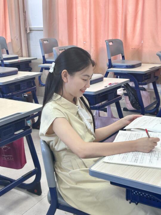 教师日常 | 东莞私立语文老师