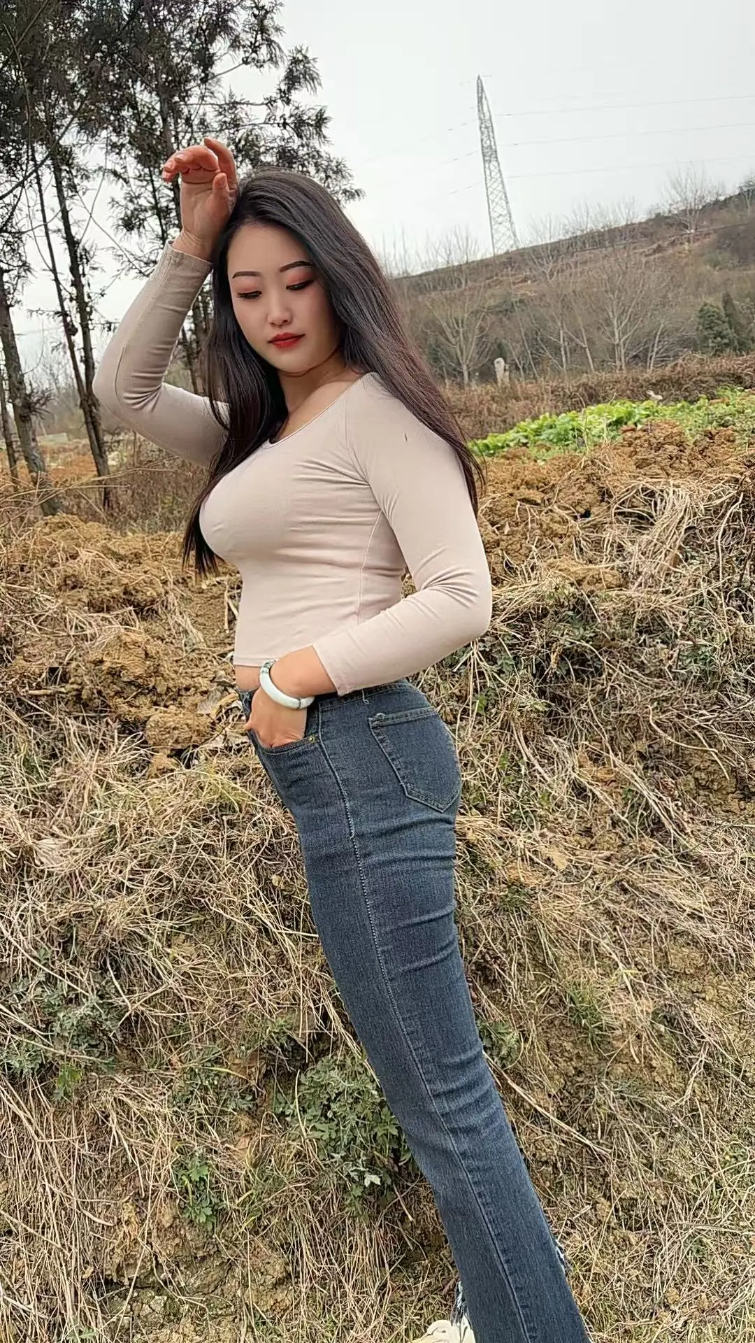 穿牛仔裤的小仙女 秋季女生牛仔裤穿搭 户外牛仔裤女