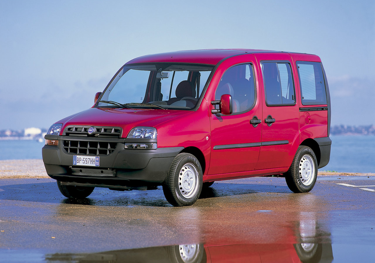 菲亚特  Fiat Doblò（2001 第一代）2000年底发布，2001款为