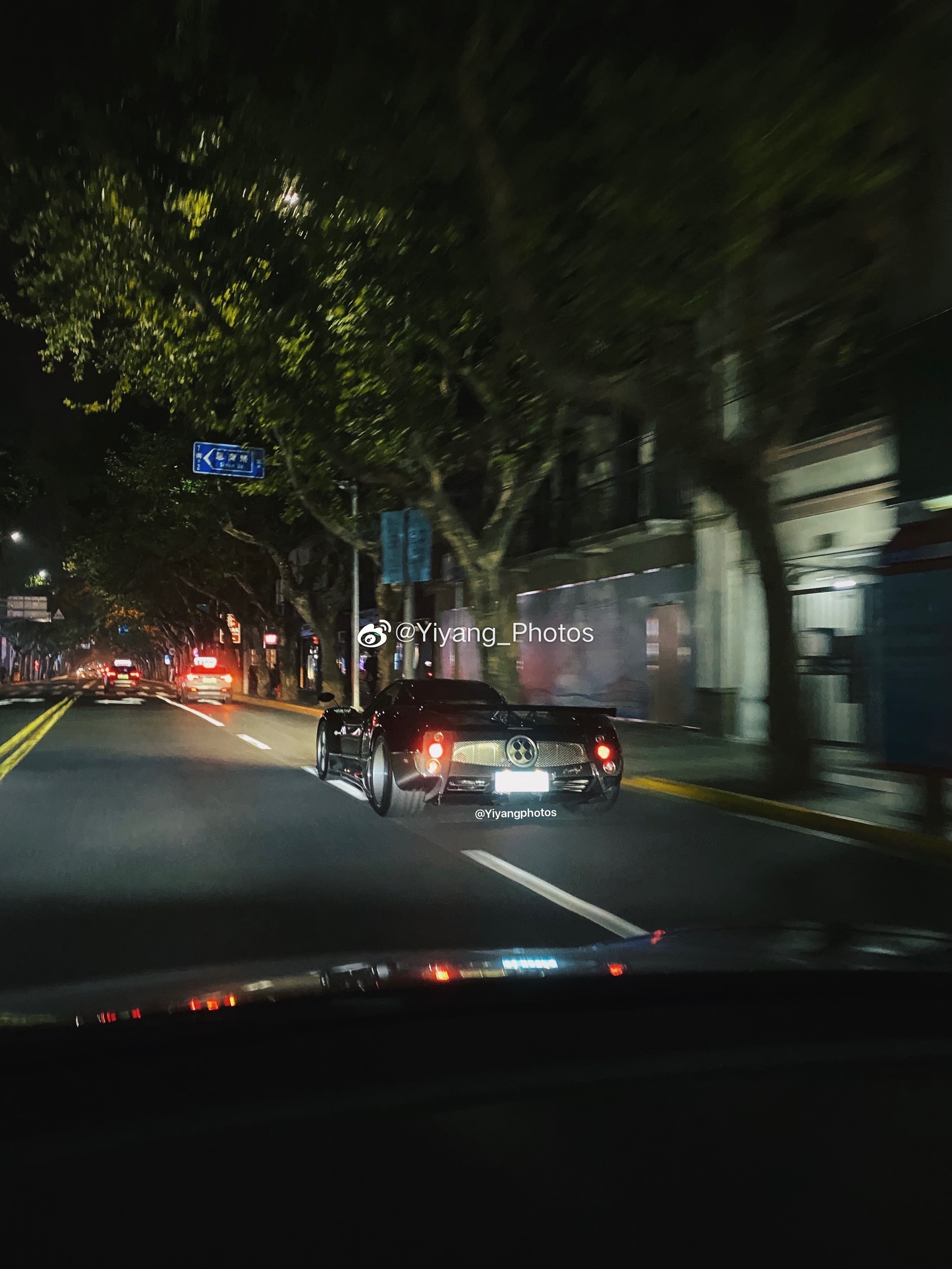 又到了最近遇到的一些车系列时间, 昨天几乎疯狂的一个晚上, 本来只是去看看三神和