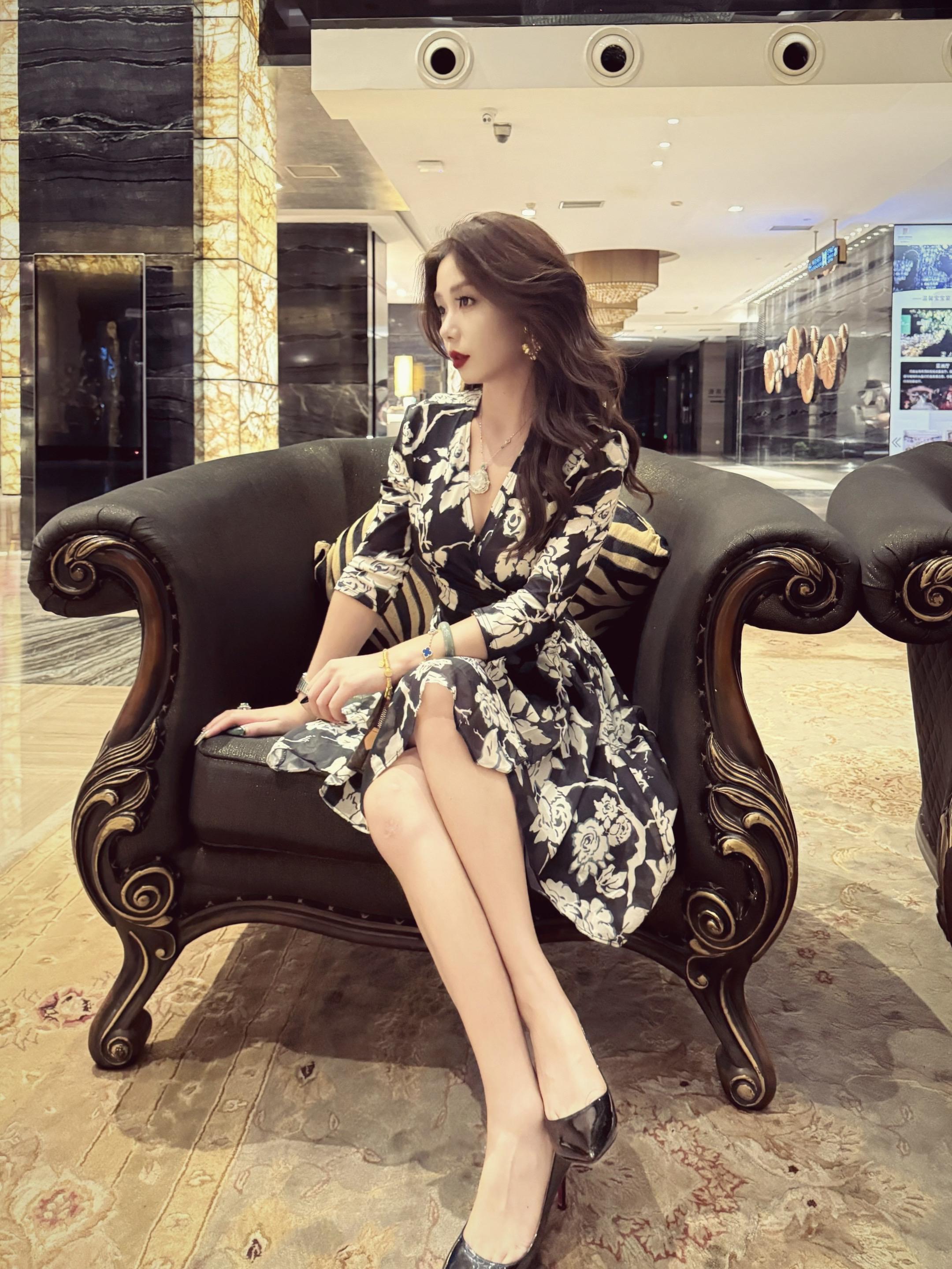 我们在命运两端 是否有相似的痛感