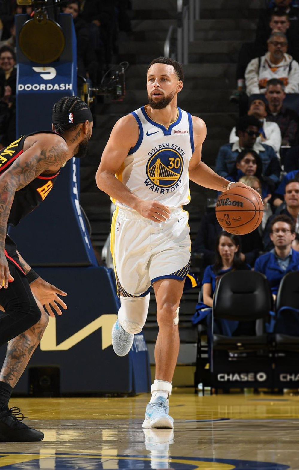 斯蒂芬·库里 · Nike Kobe 6 Protro登场33分钟 21投11中