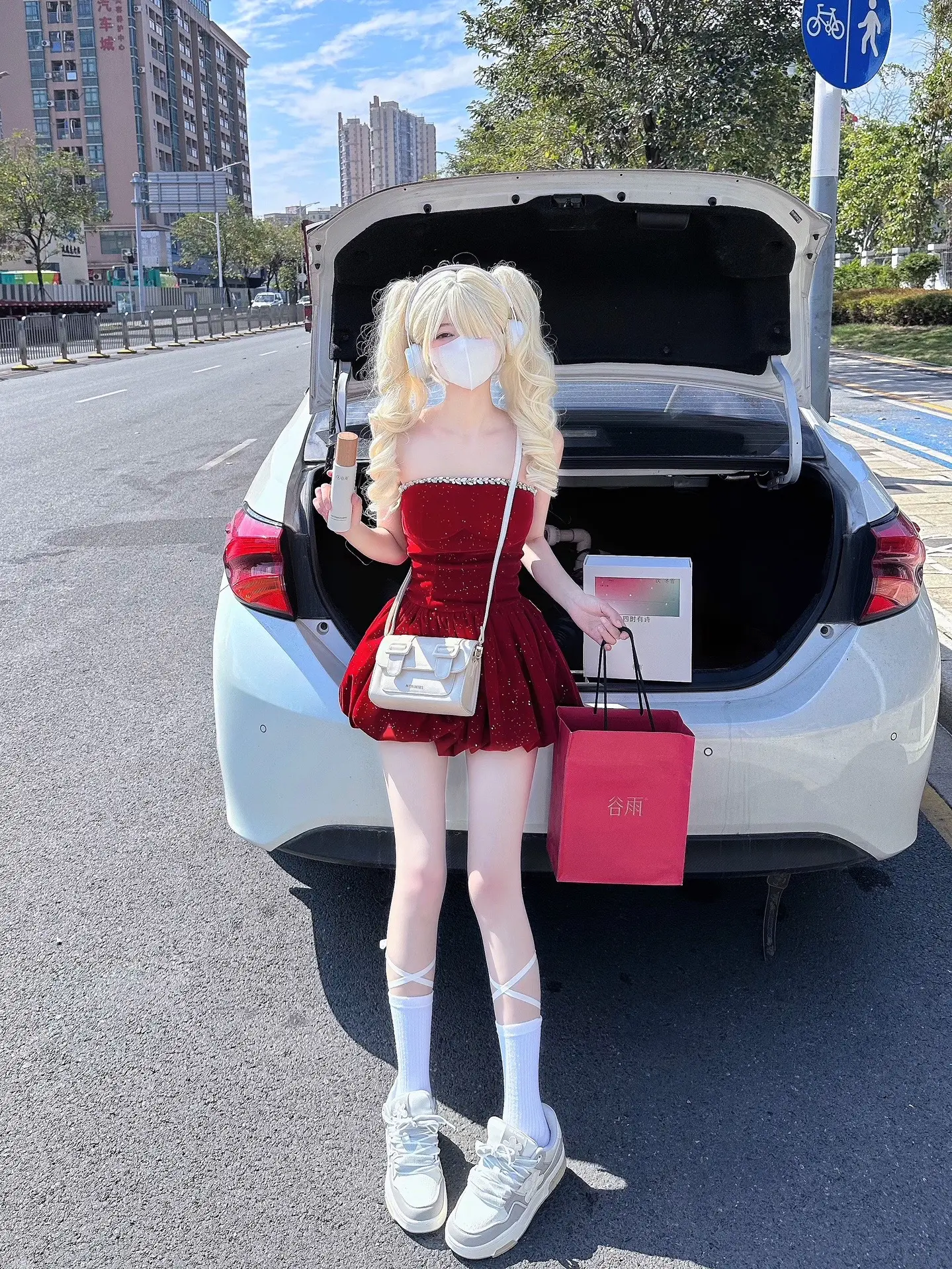 女友长这样 你每天几点回家？
