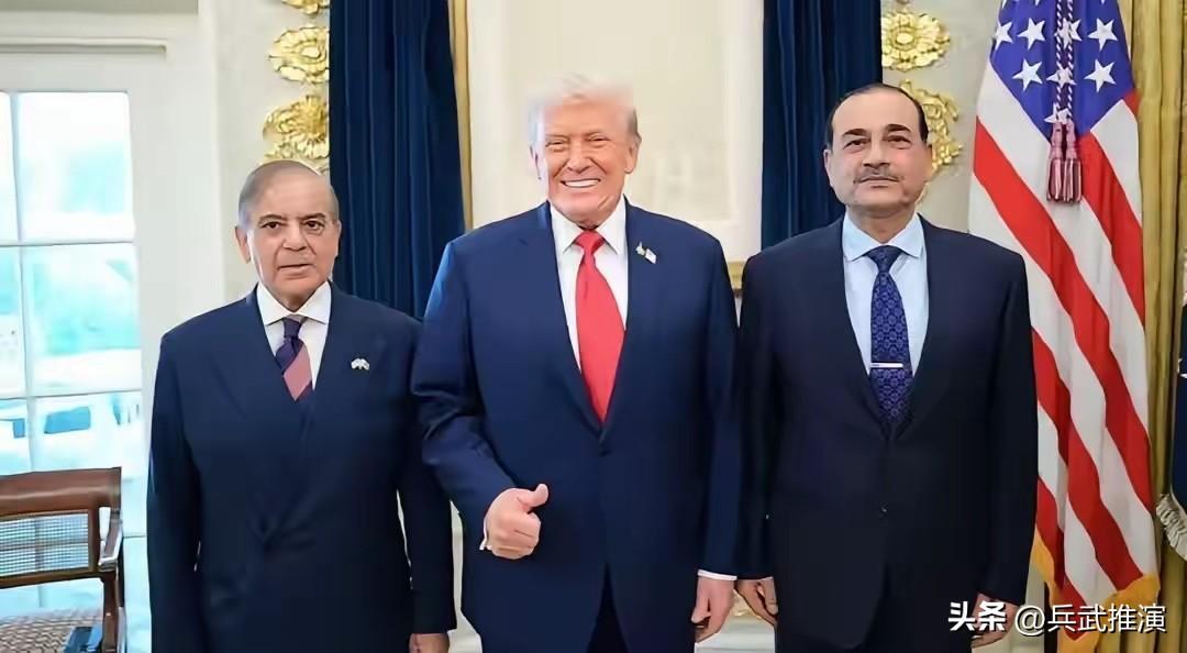 巴基斯坦可能步印度后尘，成为另一个两边“押注”被美国列入威胁名单的国家！

巴基