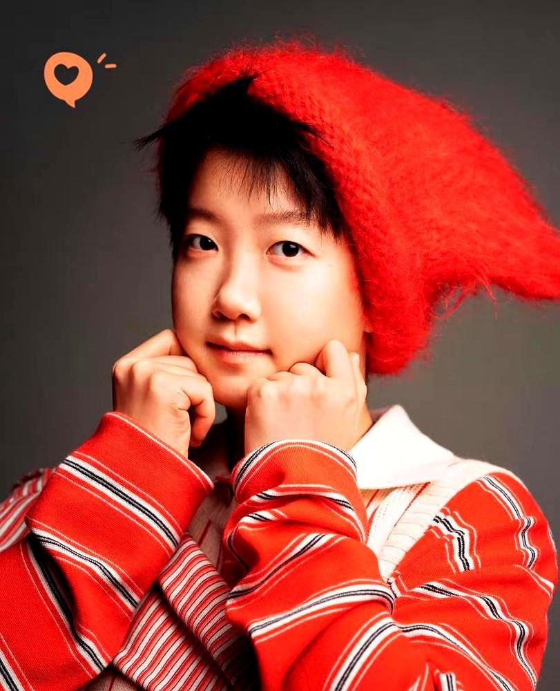 五年前王楚钦一句玩笑，今天成了最准的预言。
 
2026年，孙颖莎25岁。亚洲杯