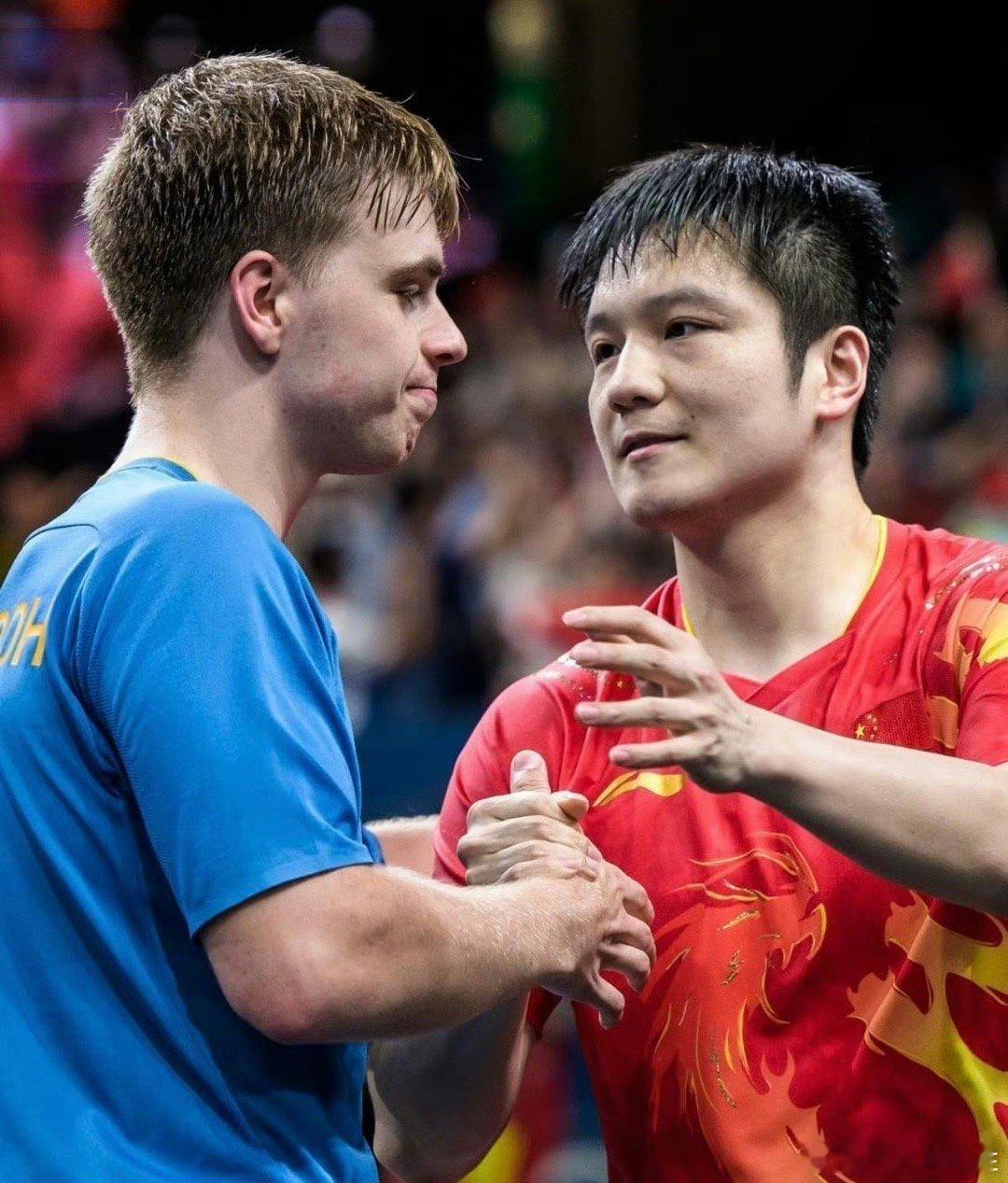 #莫雷加德晒与樊振东合照#神都爱慕樊小胖，小莫咋能不同框！[酷]  ​​​