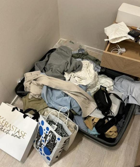 回家的路永远不需要开导航，在行李箱里装满四季的衣服，什么天气都没法阻止我回家，祝