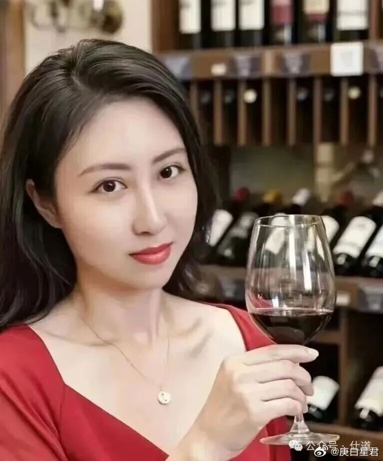 丢了饭碗的贾浅浅，最恨的会不会是老贾？惊天反转：“天才少女”人设塌陷！在“天才少