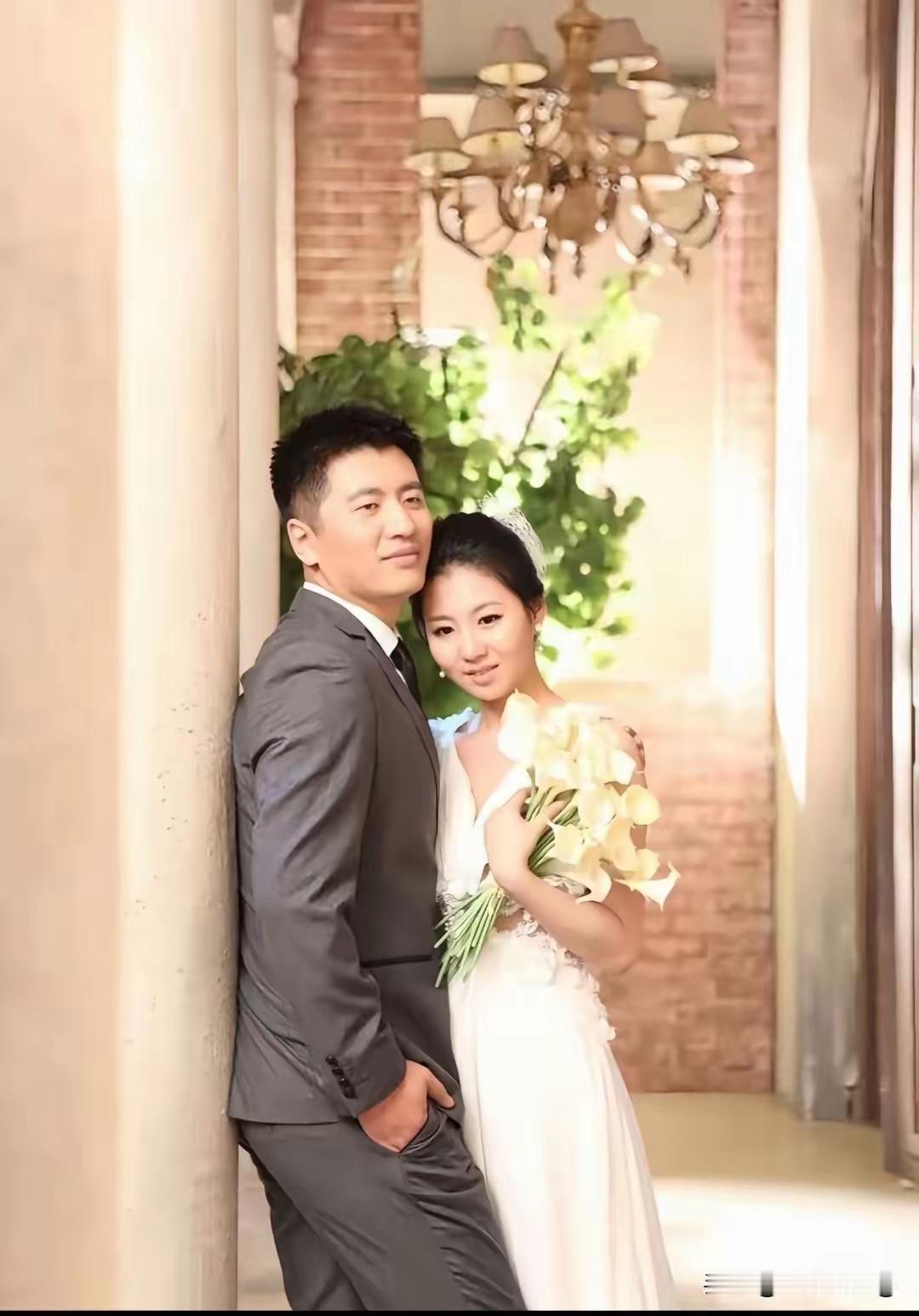 短短两个月，
李丽婧的选择真的
刷新了很多人的看法。

自从张雪峰离开后，外界一